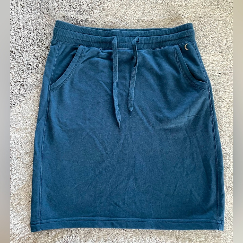 Zyia activewear skirt.  Medium